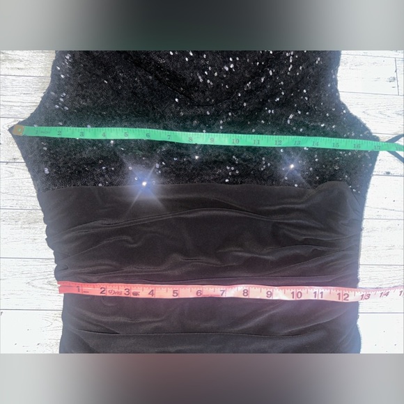 Lauren Ralph Lauren Women's Sleeveless Black Sequin Bodycon Dress Size 12 - Picture 10 of 11